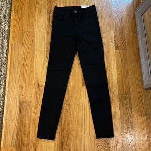 Hi-Rise Jegging Skinny Jean - Black